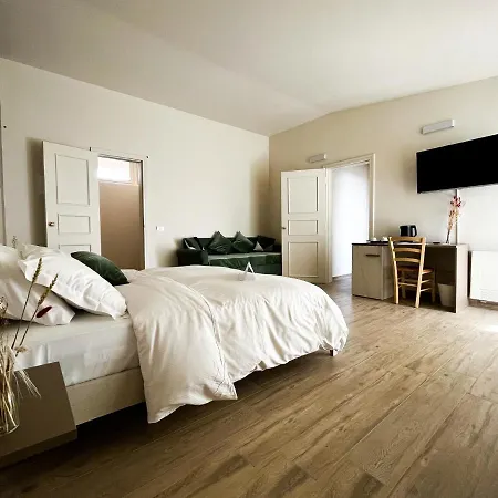 Affittacamere Casa Di Palaia *