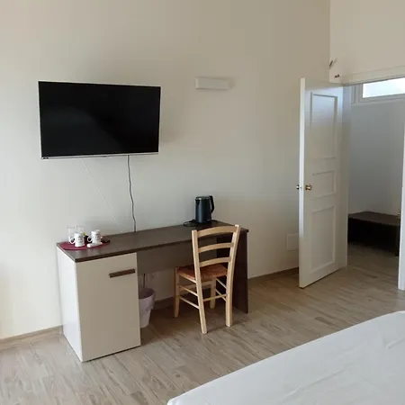 Casa Di Palaia 스트라다